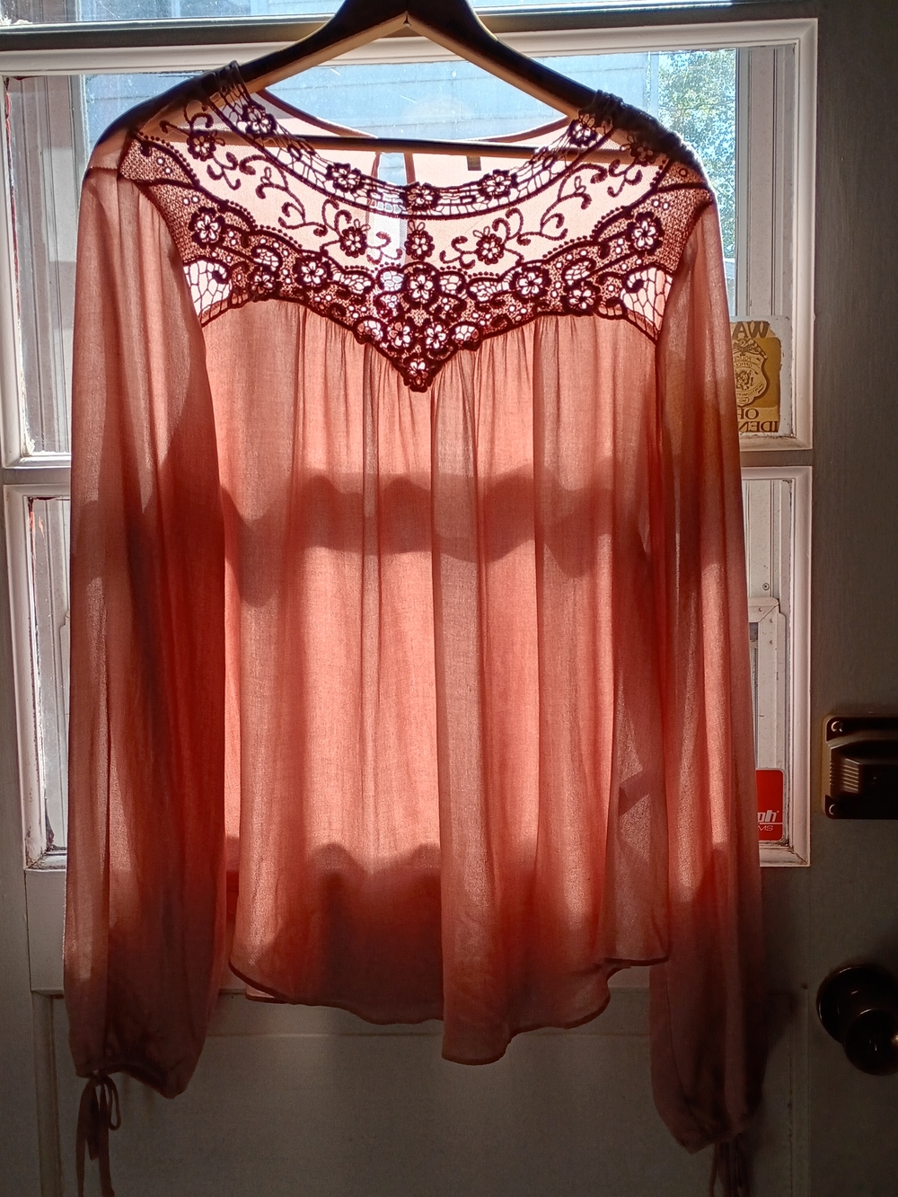 Charlotte Russe Top Women's Size XL Tunic Rose Blush Lace Long Sleeve Pullover